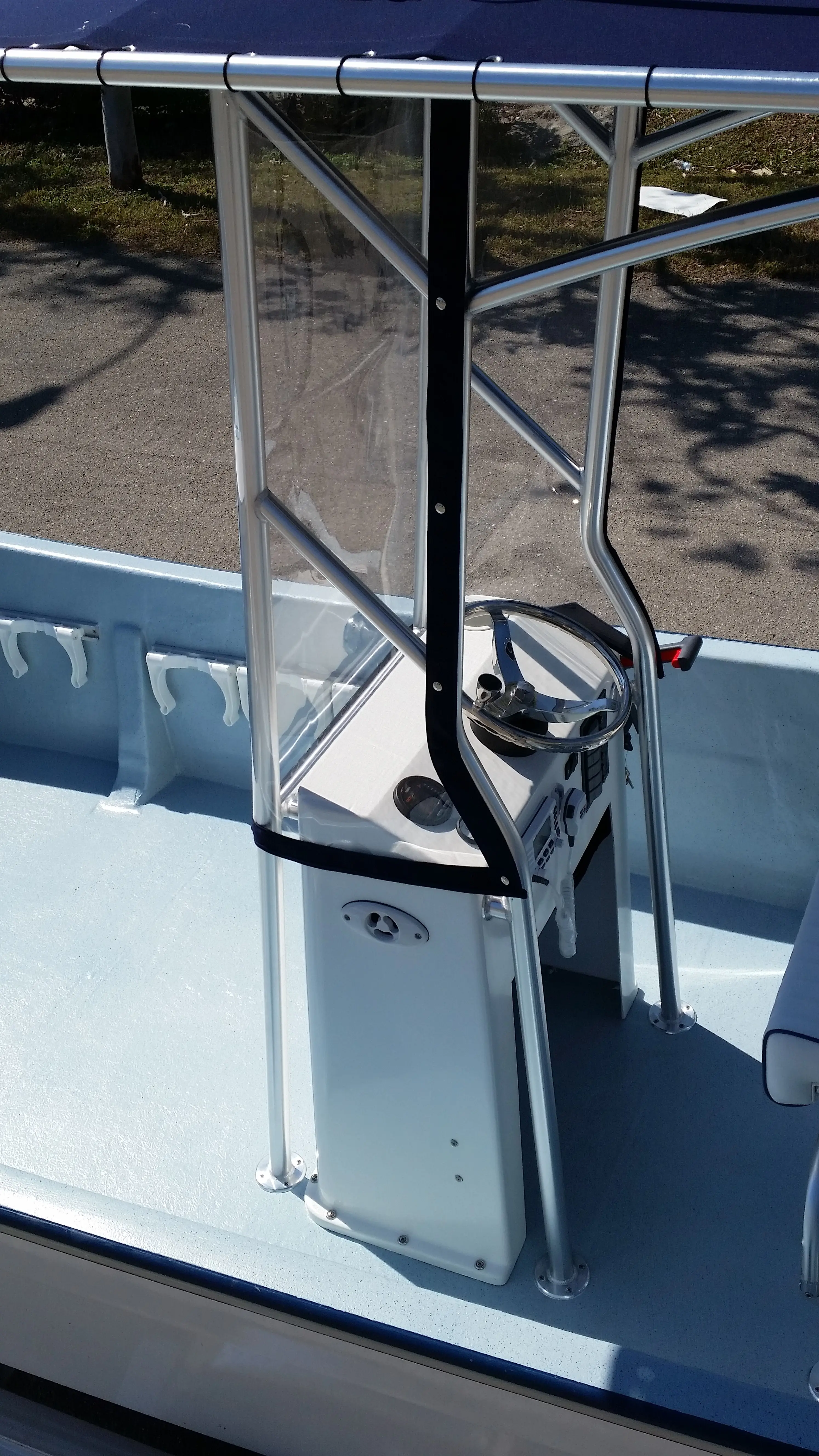 Panga Boats USA — 2124 · Close-ups