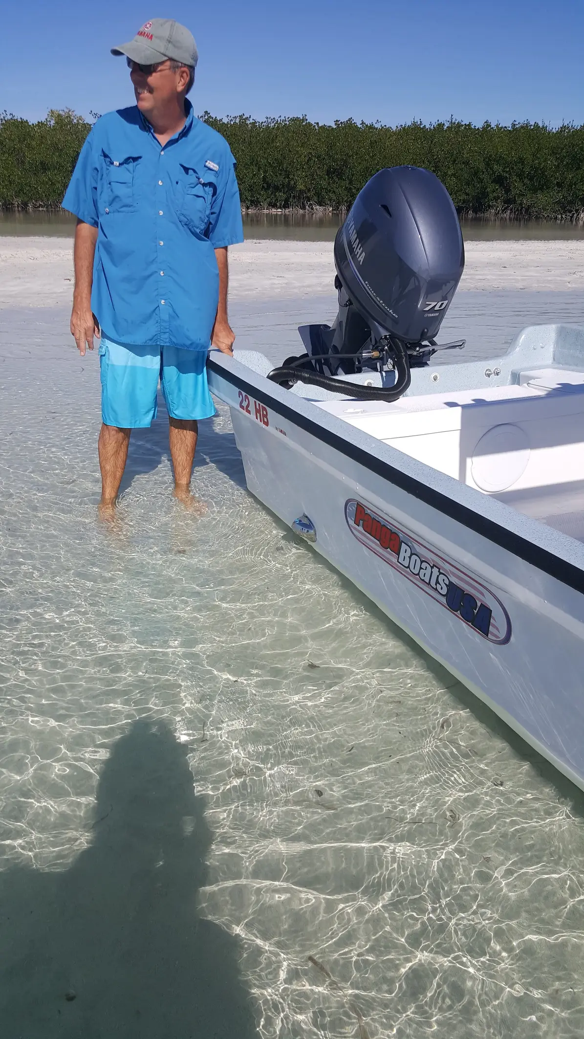 Panga Boats USA — 22 HB on the flats · Happy Owners