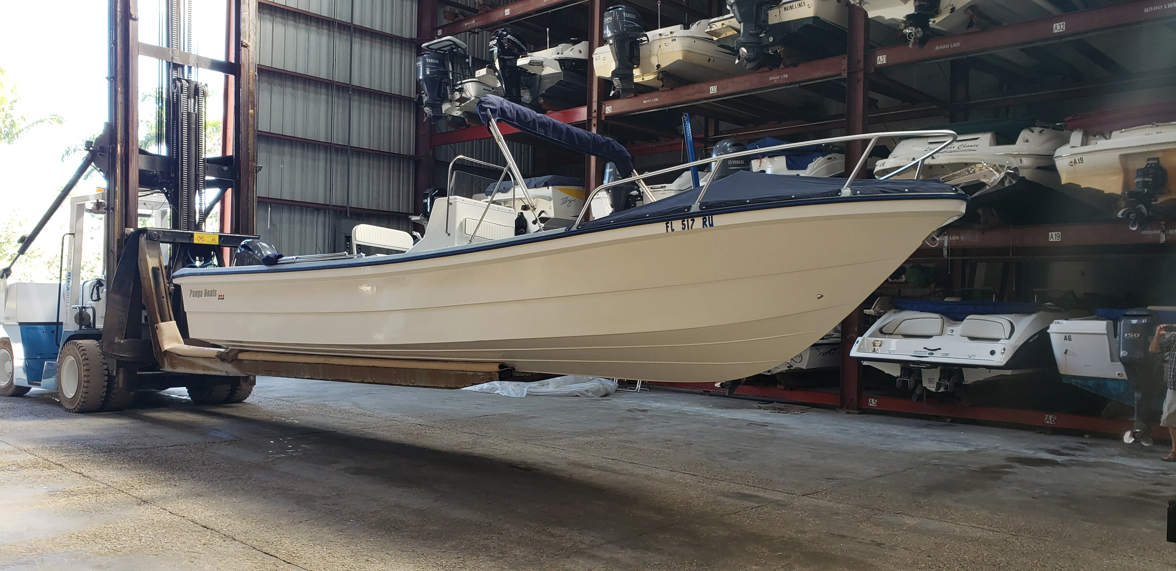 Panga W-33 gallery photo 4
