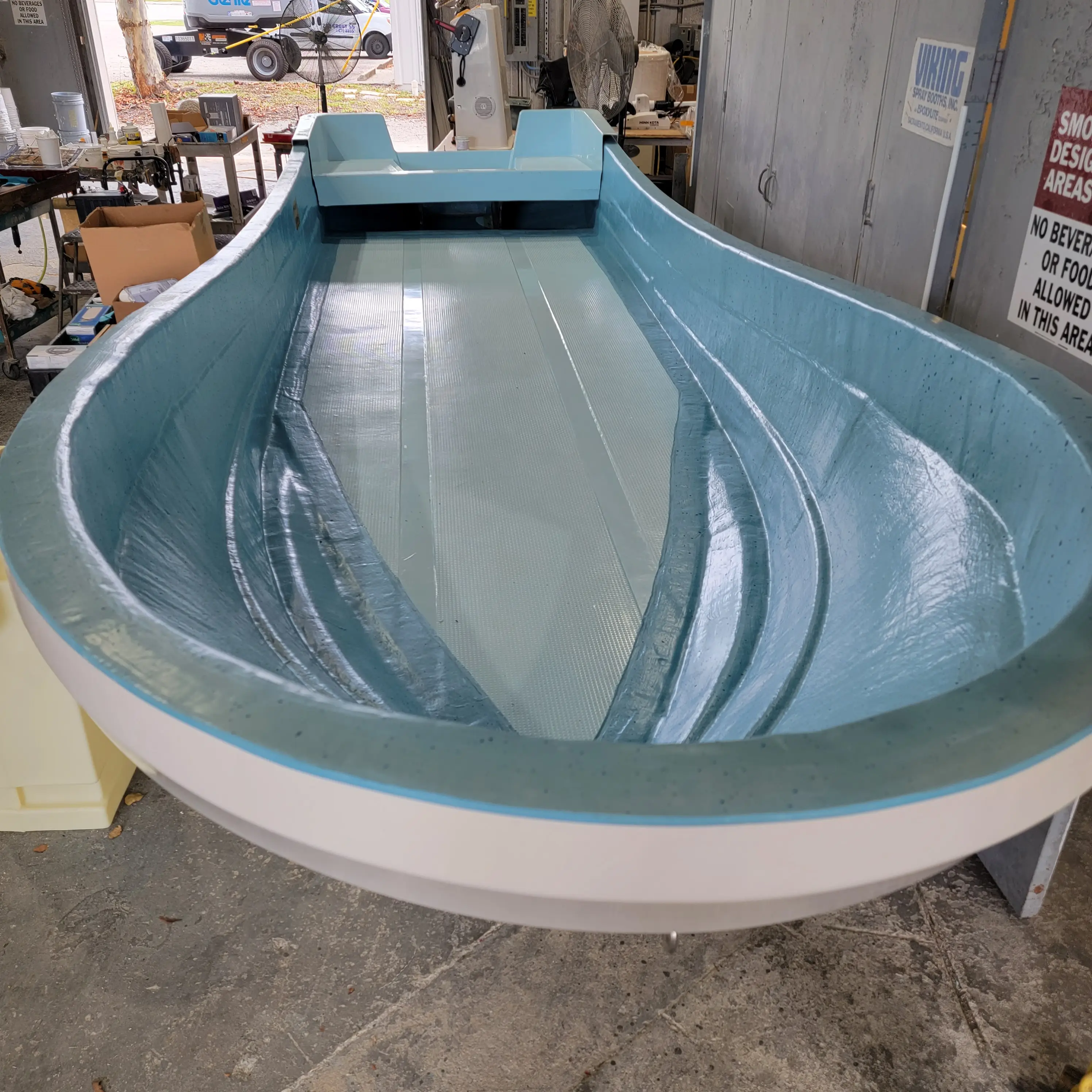 Panga Boats USA — W-22 · Close-ups