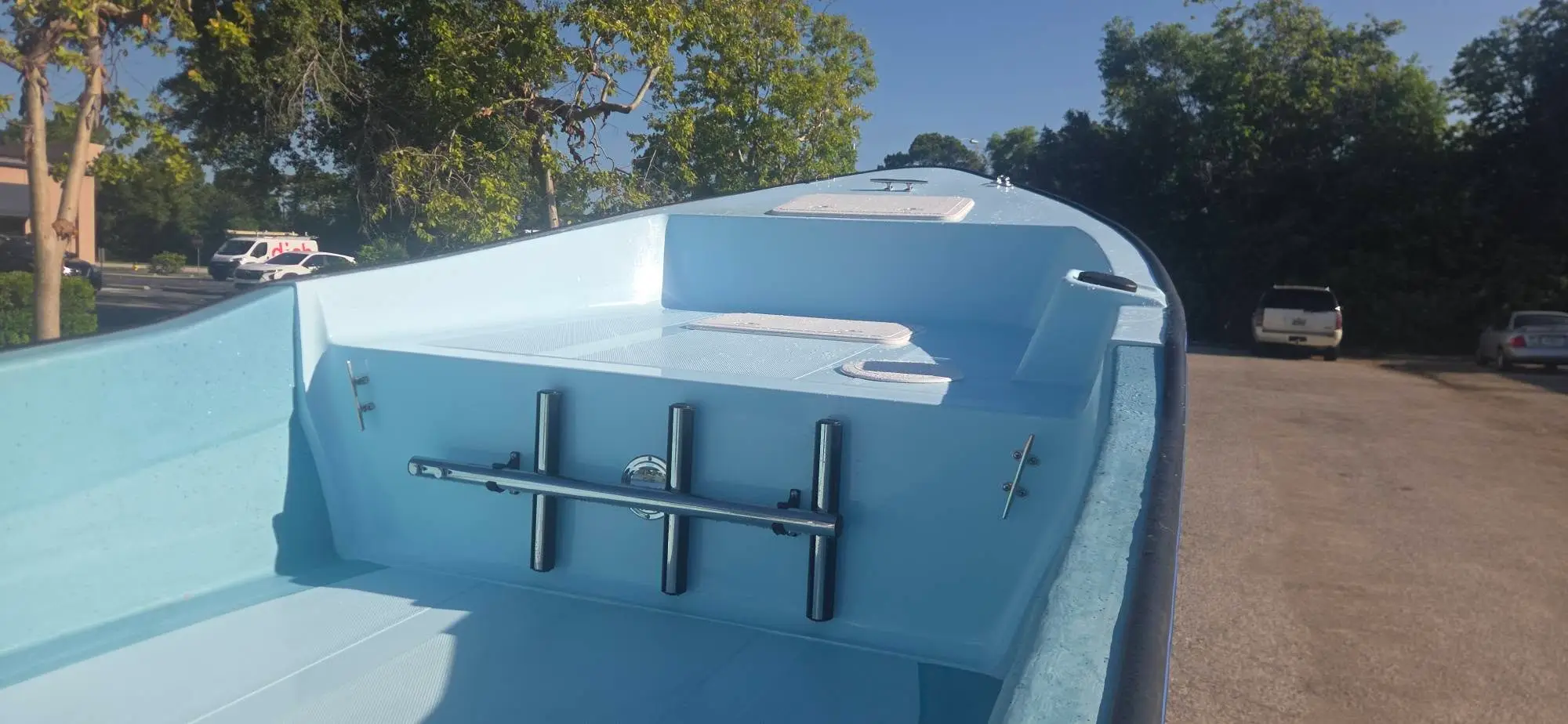 Panga Boats USA — Bow rod rack · Close-ups