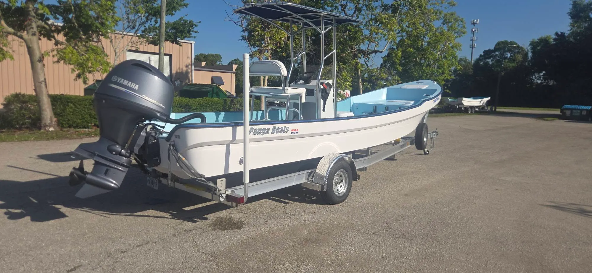 Panga W-25 — The Offshore-Ready Fishing Platform