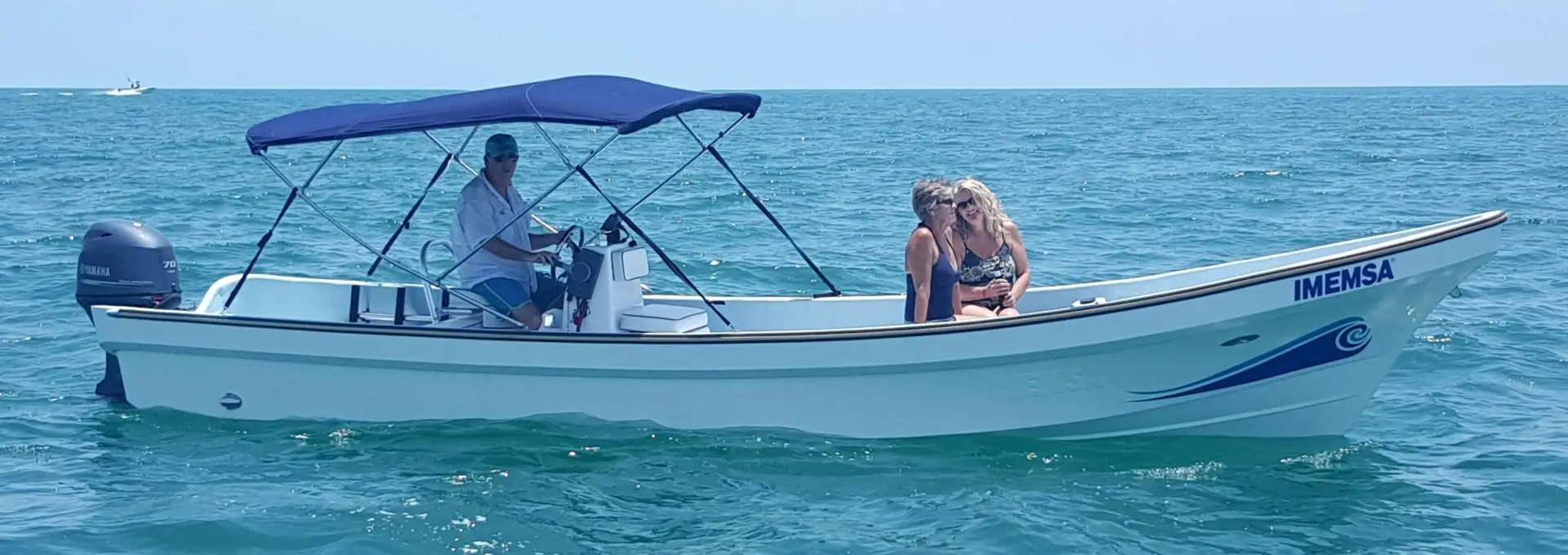 Panga Boats USA — W-22 · Yamaha F70 · The Hulls